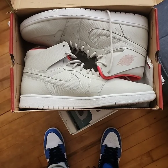Jordan | Shoes | Jordan Nouveau Medium Beige Dont Have 